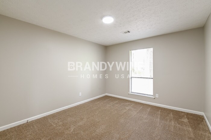 Building Photo - 3838 Willow Wood Way NW