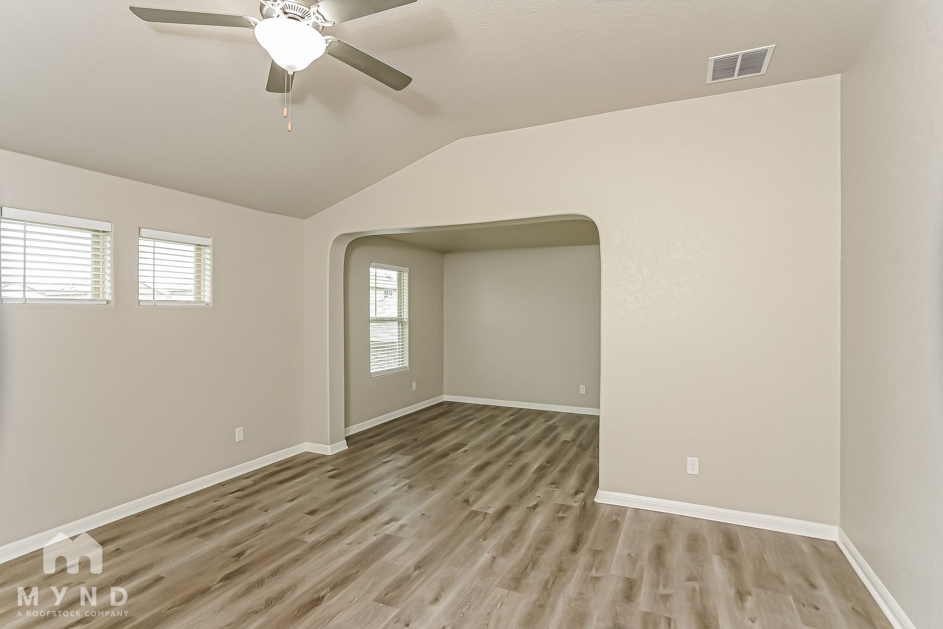 Building Photo - 11335 Decidedly