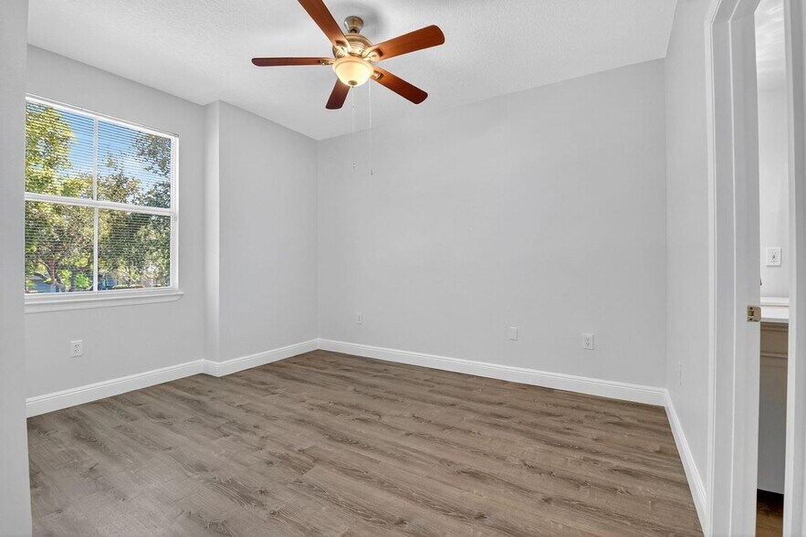 Building Photo - 2032 Alta Meadows Ln