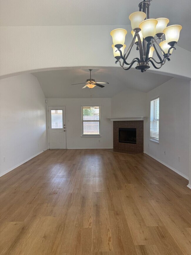 Building Photo - 4212 Agate Dr
