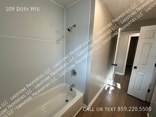 Building Photo - 109 Doty Hts