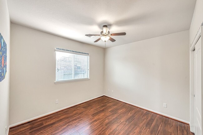 Building Photo - 9211 Union Meadow Ln