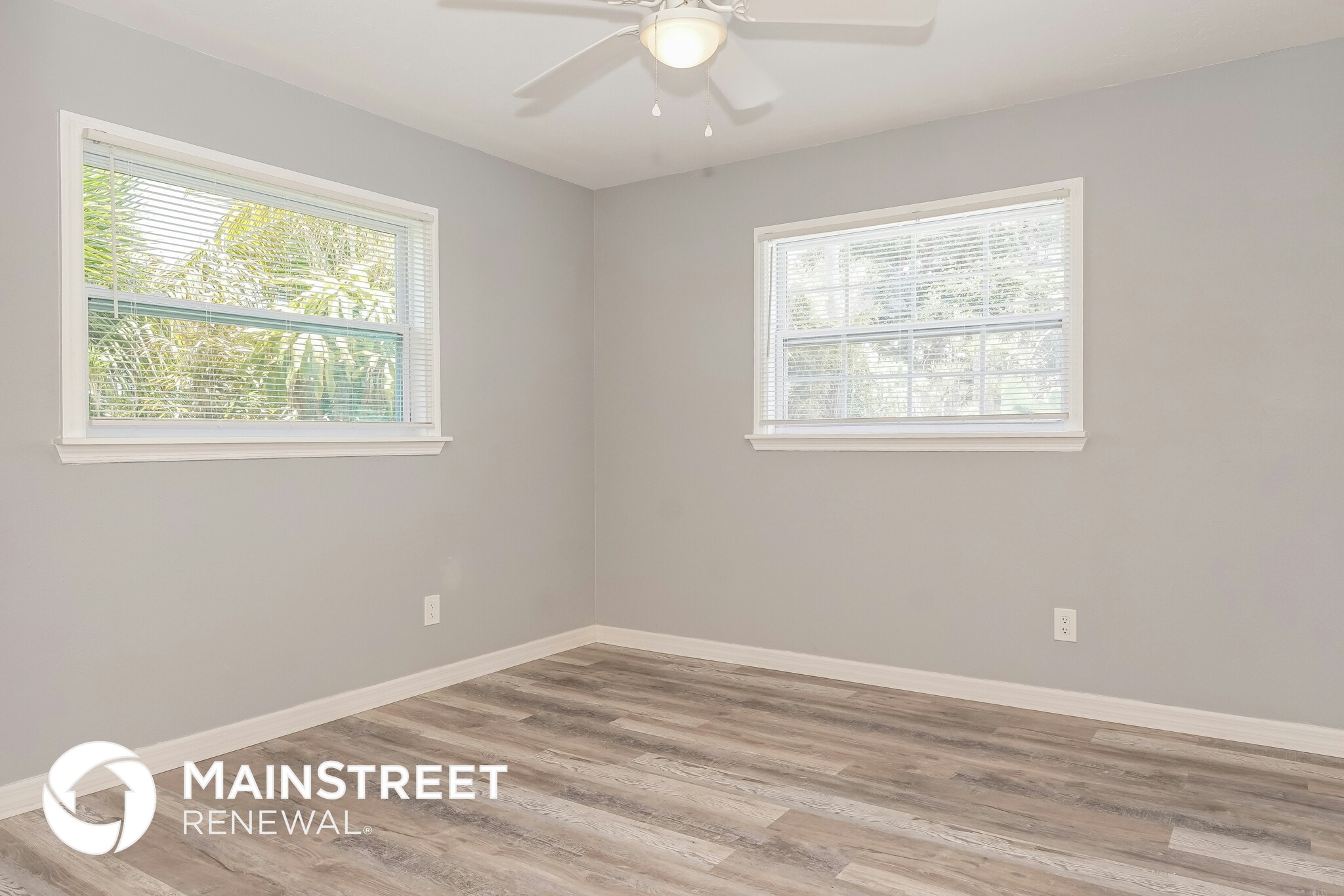 Building Photo - 165 Tiki Dr