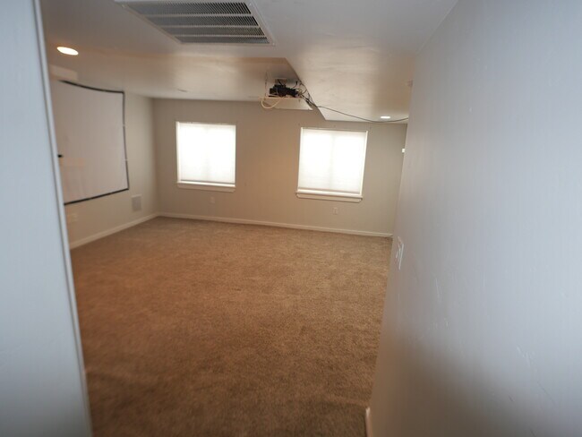 Building Photo - 7552 Lexi Loop