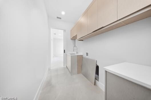 Building Photo - 11607 Pawley Ave