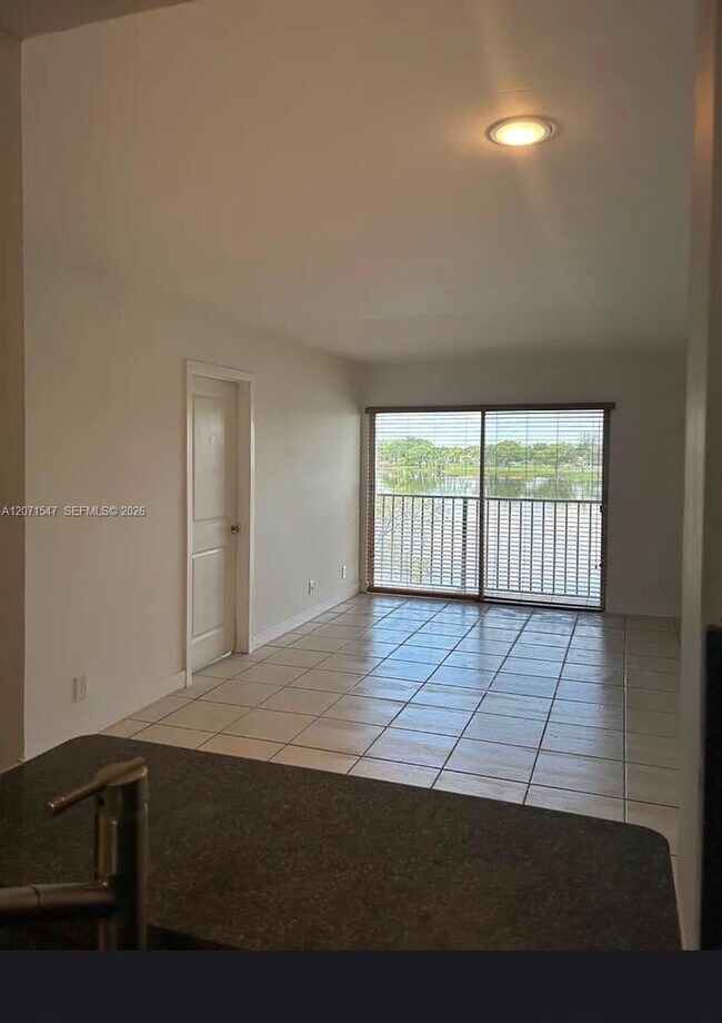 Building Photo - 8720 N Sherman Cir