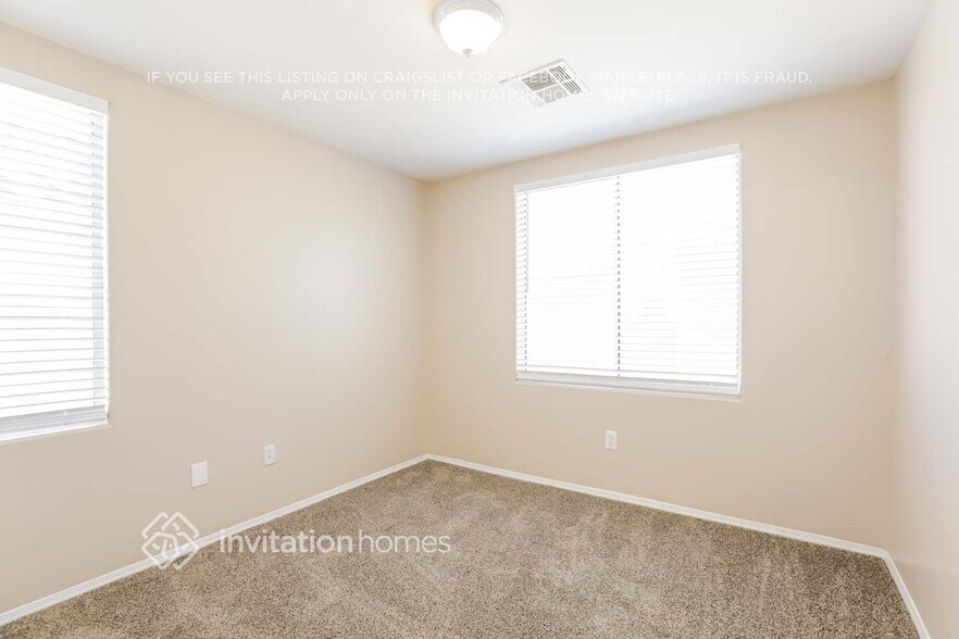 Building Photo - 6554 E Coronado Canyon Ave