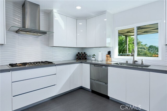 Building Photo - 6550 Smoke Tree Ave