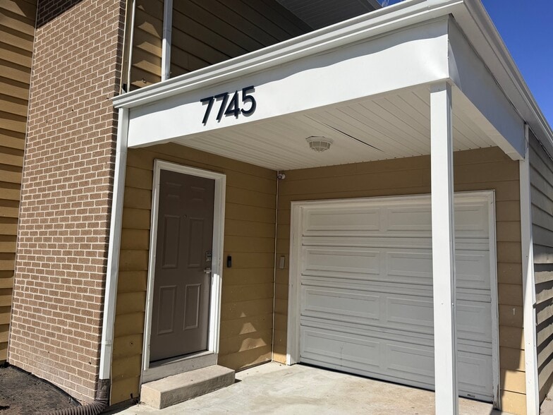 Building Photo - 7745 S 415 E