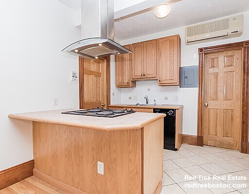 Building Photo - 97 Myrtle St