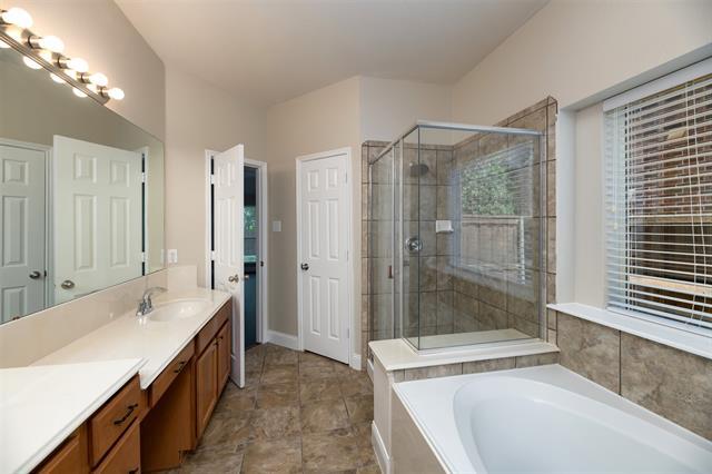 Building Photo - 9971 Knoll Trace Way