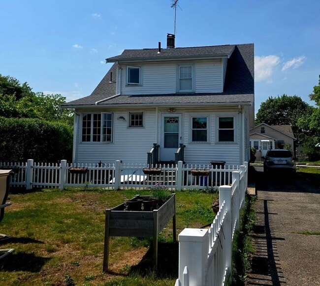Building Photo - 60 Elliot Ave