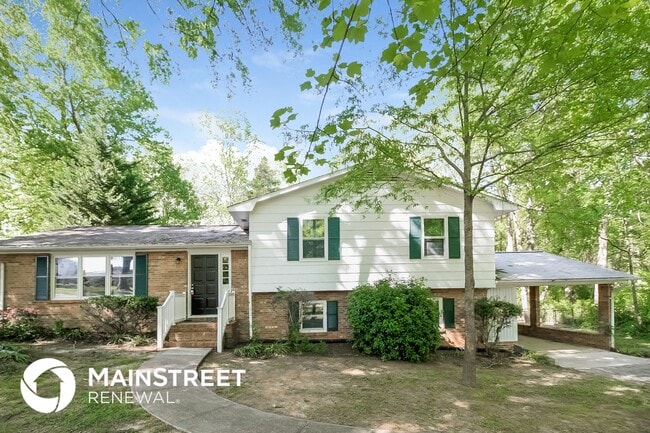 Building Photo - 273 Holmes Dr