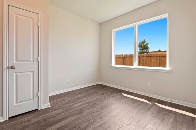 Building Photo - 10351 Red Cardinal Dr