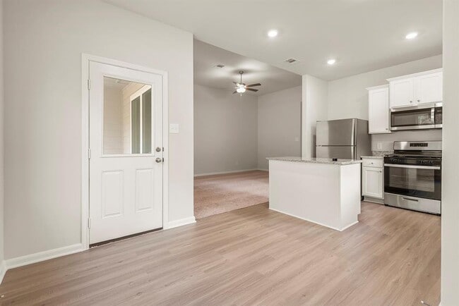 Building Photo - 10391 Red Cardinal Dr