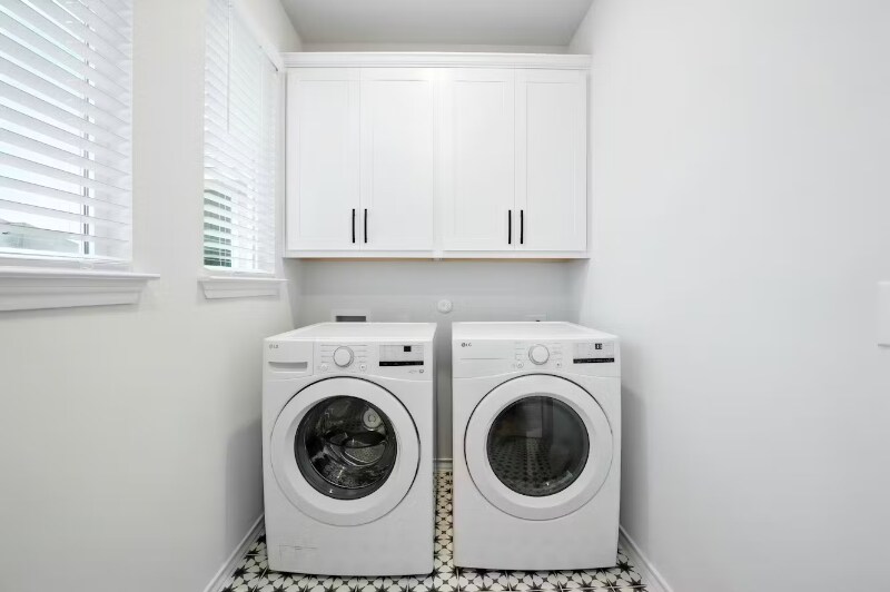 Building Photo - 4808 Plum Peach Bend