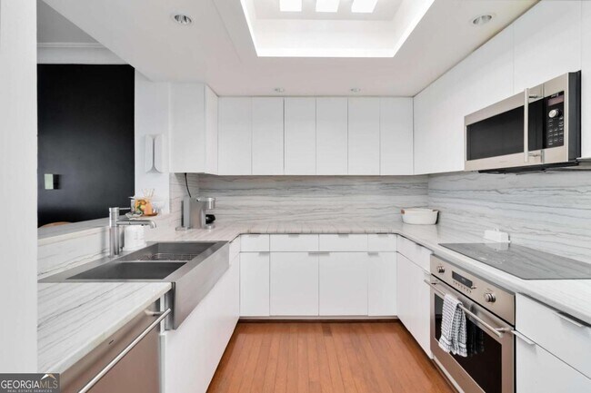 Building Photo - 1130 Piedmont Ave NE