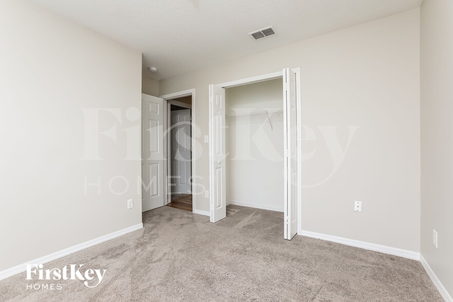 Building Photo - 14425 N Greater Hills Blvd