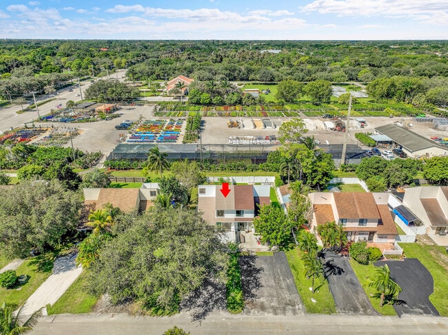 Building Photo - 9056 Green Meadows Way