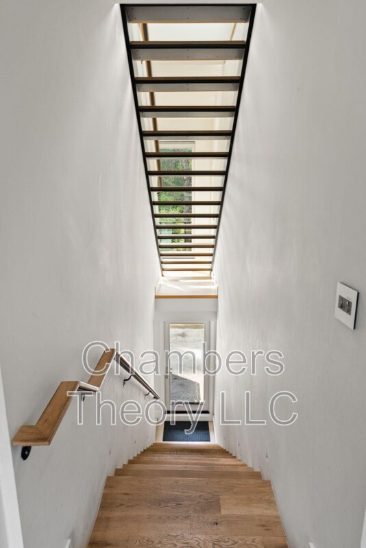 Building Photo - 3820 Argyle Terrace NW