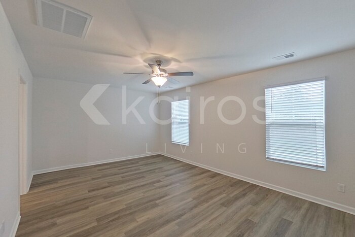 Building Photo - 107 Overstreet Way