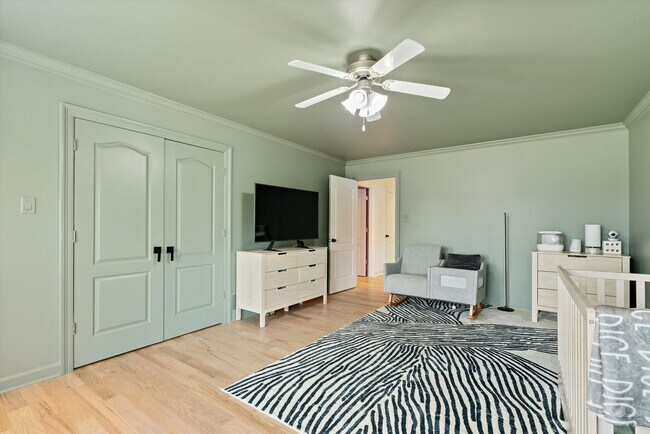 Building Photo - 9376 Forest Wind Cove