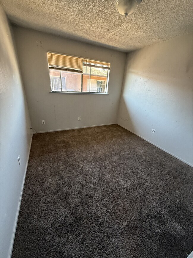 Building Photo - 8550 Acapulco Way