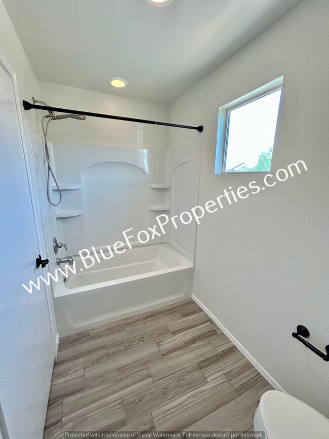 Building Photo - 10593 E Singing Canyon Dr