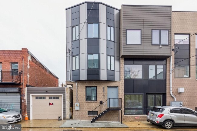 Building Photo - 2023 N Reese St
