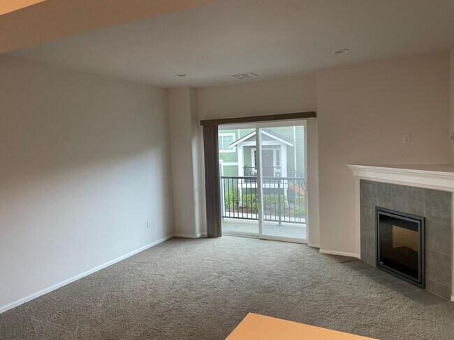 Building Photo - 3507 30th Dr