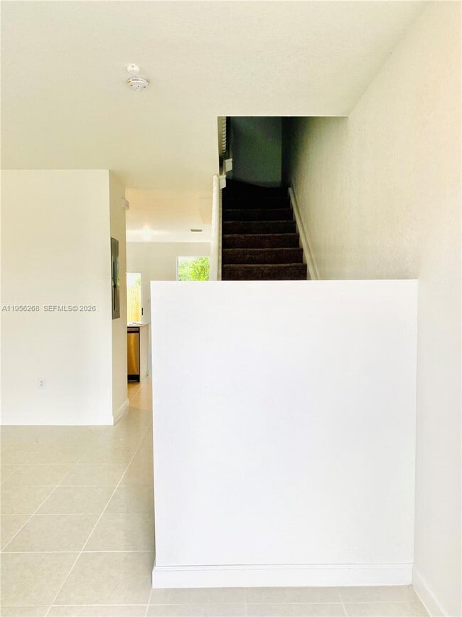 Building Photo - 26400 SE 19th St