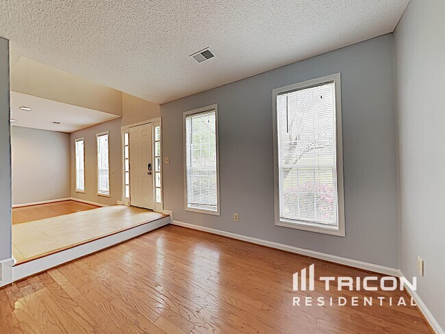Building Photo - 4533 Peppermill Pl