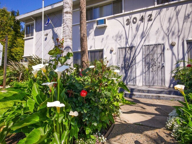 Interior Photo - 3042 Livonia Ave