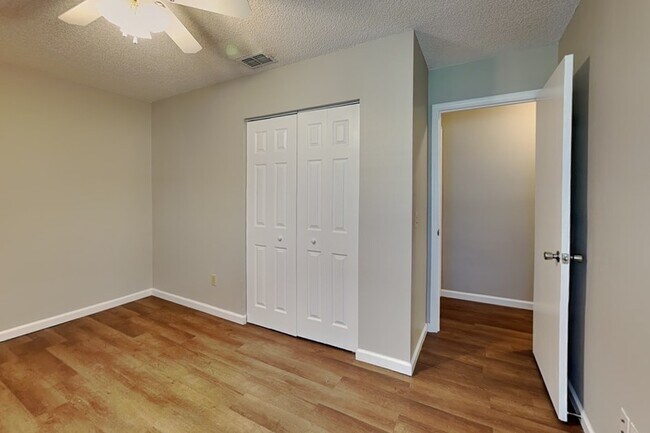 Building Photo - 3178 Phonetia Dr