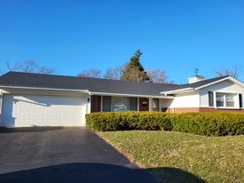 Building Photo - 242 Placid Ct