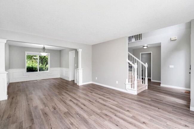 Building Photo - 16742 NW Dublin Ct