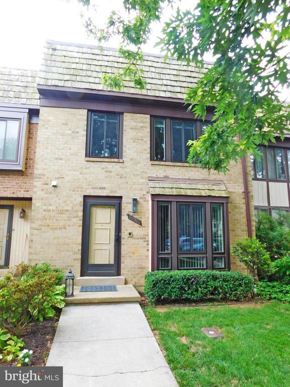 Building Photo - 10315 Cherry View Ct