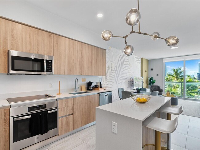 Primary Photo - 3900 Biscayne Blvd