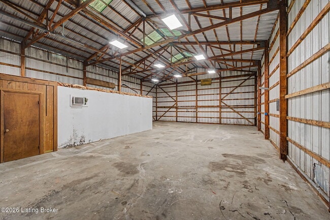 Building Photo - 2906 Dixie Hwy