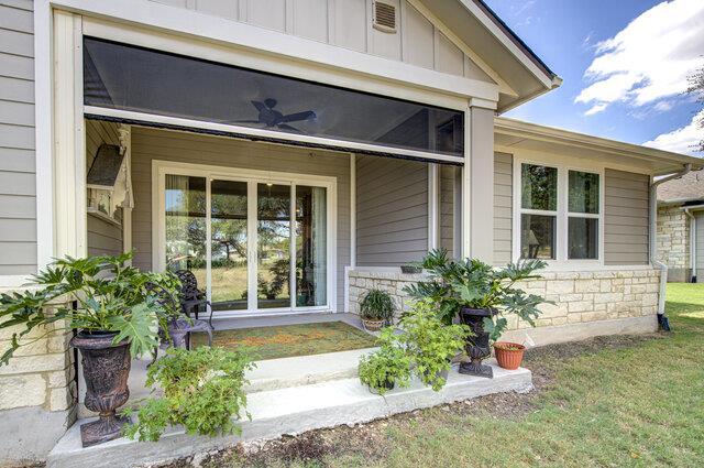 Building Photo - 108 Charming Redbud Ln