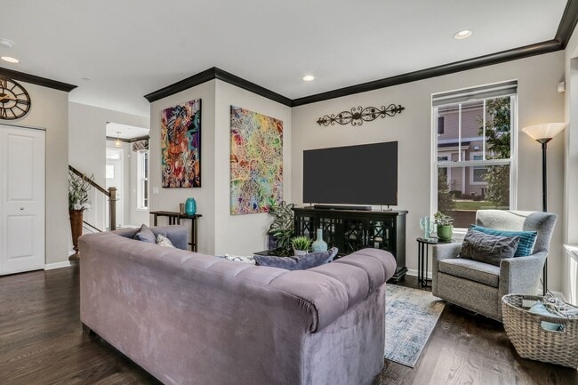 Building Photo - 3227 N Heritage Ln