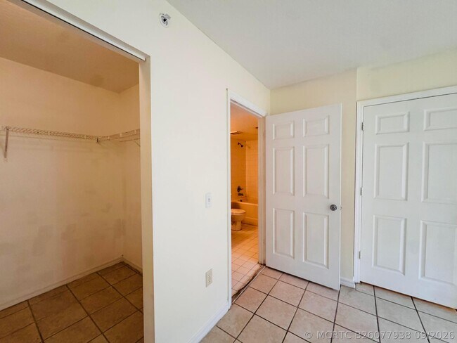 Building Photo - 4271 San Marino Blvd