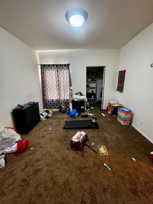 Building Photo - 3750 Penny Point