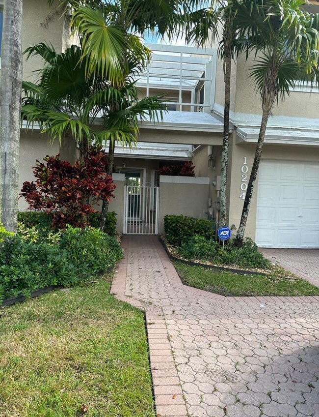 Building Photo - 10204 NW 52nd Ter