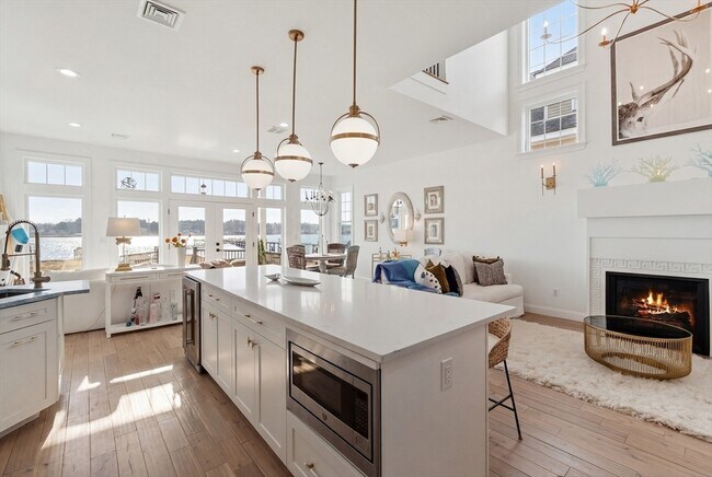 Building Photo - 16 Fosters Point