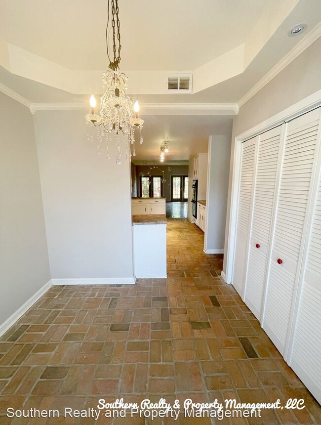 Building Photo - 2 br, 2.5 bath House - 2948 Old Farm Road