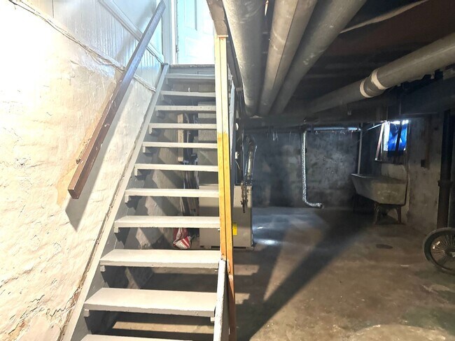 Building Photo - 38-42 Townsend St