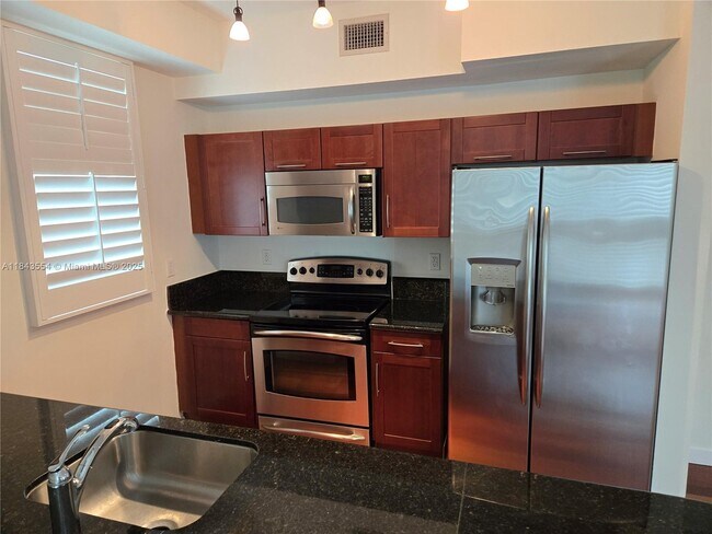 Building Photo - 7275 SW 89th St