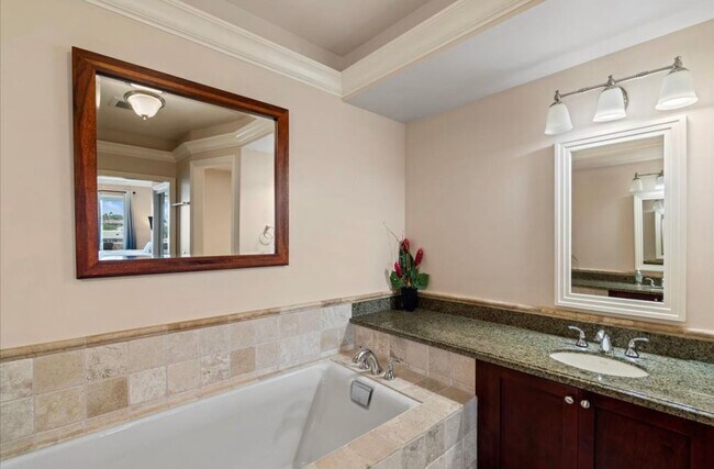 Building Photo - Experience Elevated Island Living in Prestigious Kai Malu, Wailea.