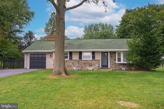 Building Photo - 41 Roosevelt Blvd